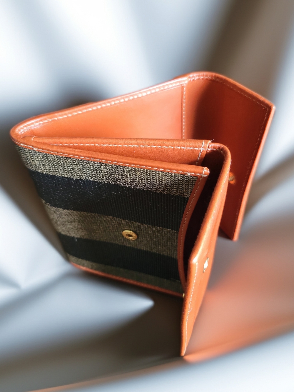 FENDI PEQUIN Tri-Fold Wallet Leather/Canvas Brown Black Authentic - Picture 2 of 8